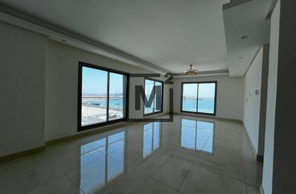 Apartment - 4 Bedrooms - 5 Bathrooms for sale in Hidd - Muharraq Governorate Apartment - 4 Bedrooms - 5 Bathrooms for sale in Hidd - Muharraq Governorate