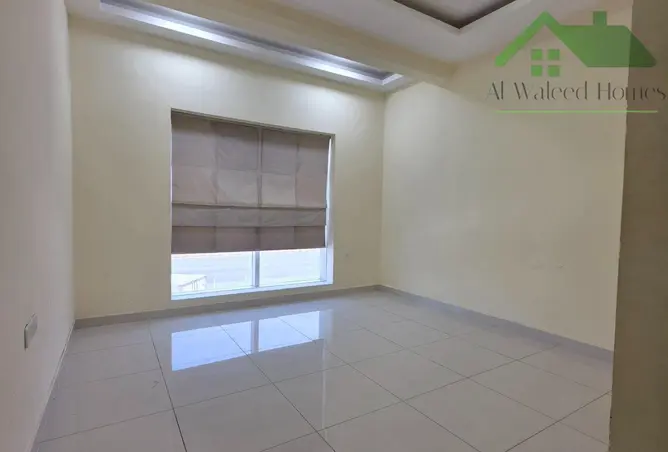 967636 - Property Image 2