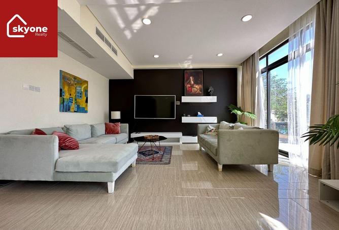 967671 - Property Main Image