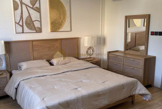 967945 - Property Image 3