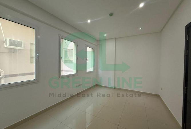 968066 - Property Image 3