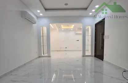 Apartment - 3 Bedrooms - 3 Bathrooms for rent in Arad - Muharraq Governorate