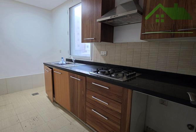 968287 - Property Image 2