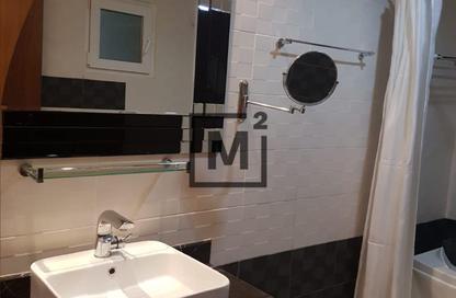 Apartment - 2 Bedrooms - 2 Bathrooms for rent in Busaiteen - Muharraq Governorate