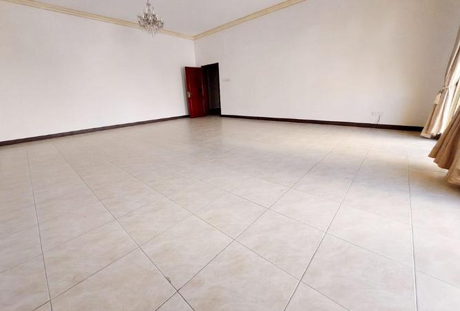 968510 - Property Image 2