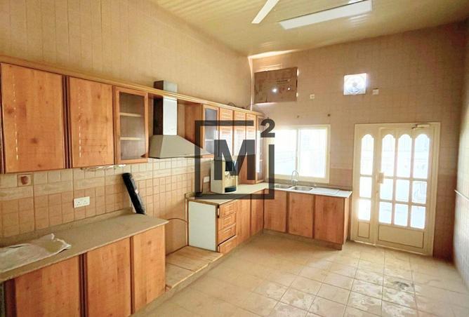 969890 - Property Image 2