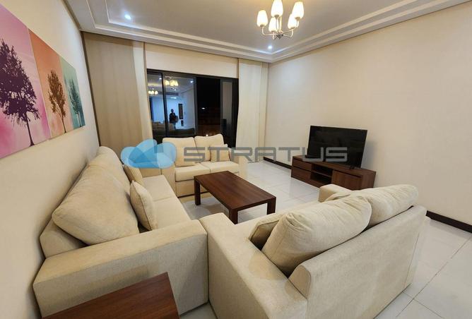 969411 - Property Image 2