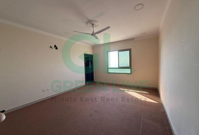 969599 - Property Image 3
