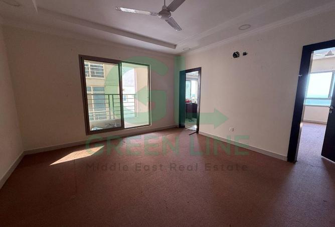 969599 - Property Image 2