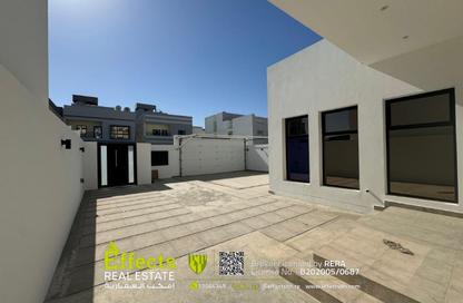 Villa - 3 Bedrooms - 5 Bathrooms for sale in Hamad Town - Northern Governorate