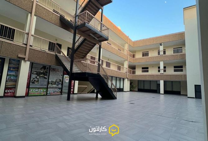 54178507 - Property Image 3