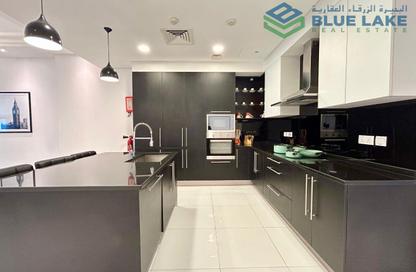 Apartment - 2 Bedrooms - 3 Bathrooms for rent in Al Juffair - Capital Governorate