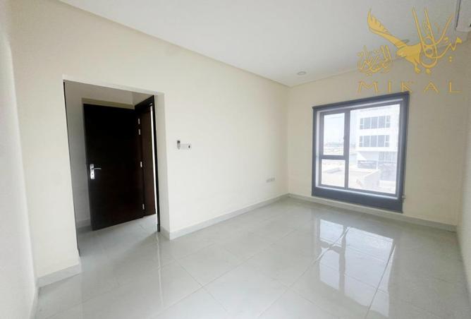 970521 - Property Image 3