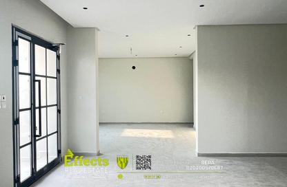 Villa - 4 Bedrooms - 6 Bathrooms for sale in Askar - Southern Governorate
