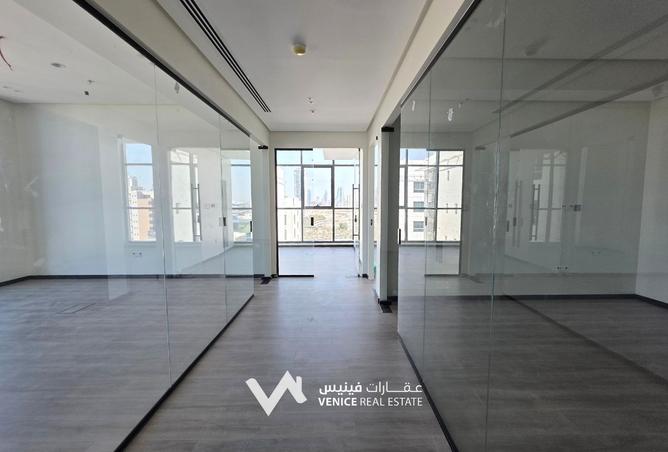 971038 - Property Image 3