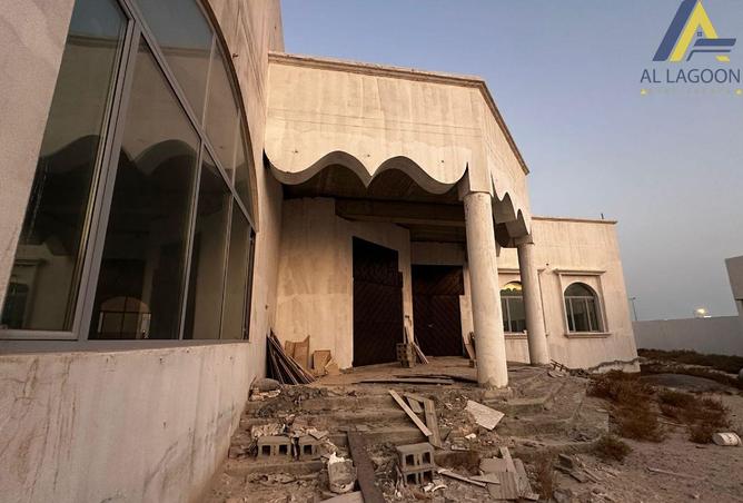 971197 - Property Image 3