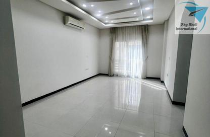 Apartment - 2 Bedrooms - 2 Bathrooms for rent in Hidd - Muharraq Governorate