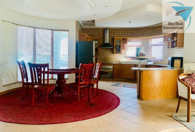 971304 - Property Image 2