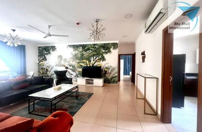 Apartment - 2 Bedrooms - 3 Bathrooms for rent in Janabiya - Northern Governorate