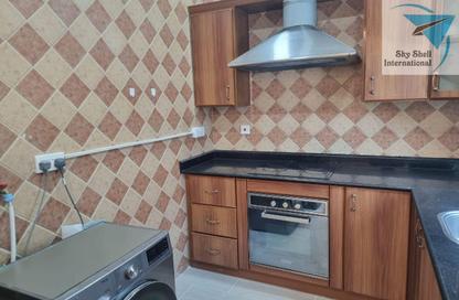 Apartment - 2 Bedrooms - 2 Bathrooms for rent in Al Burhama - Manama - Capital Governorate
