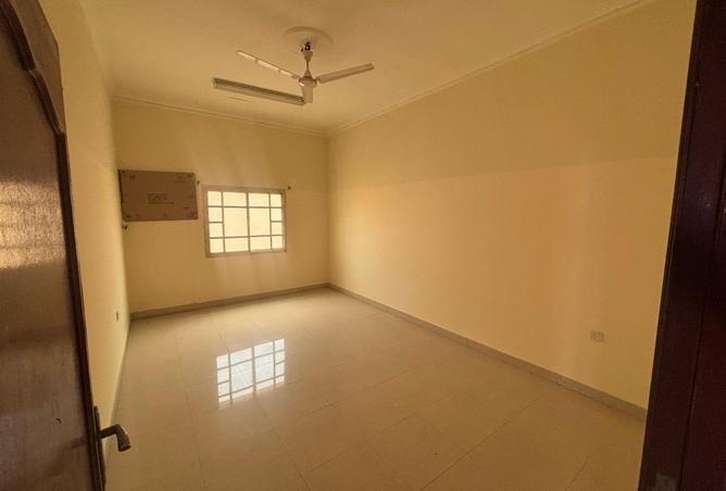 971451 - Property Image 2