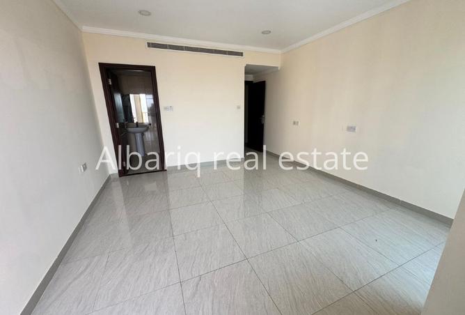 971564 - Property Image 2