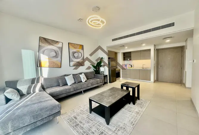 972047 - Property Image 2