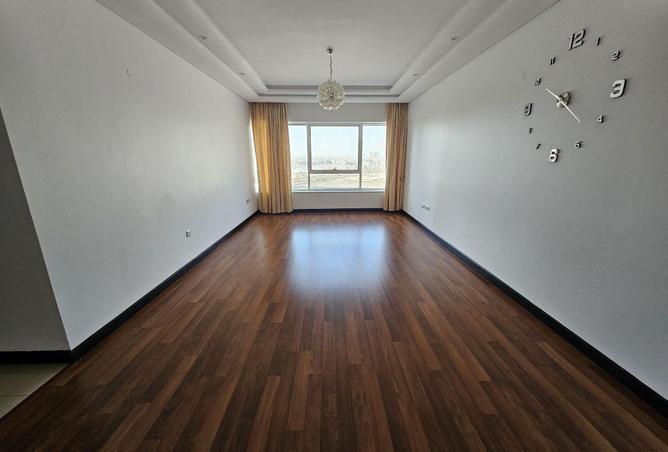 972172 - Property Image 2