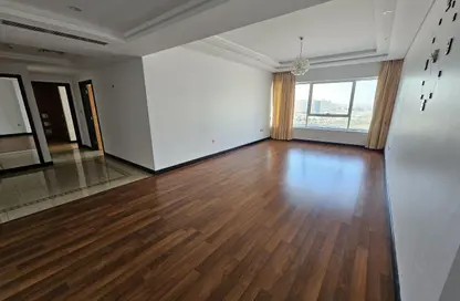 شقة - 2 غرف نوم - 2 حمامات للايجار في أبراج اللولو - المنامة - محافظة العاصمة