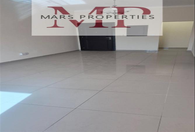 972557 - Property Image 2