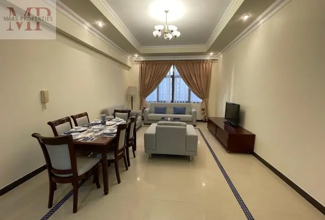 972940 - Property Image 2