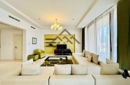 Apartment - 2 Bedrooms - 3 Bathrooms for rent in Sanabis - Manama - Capital Governorate