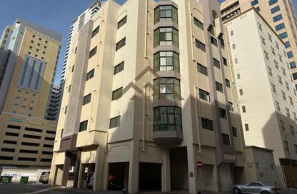 عمارة بالكامل - استوديو - 8 حمامات للبيع في شارع المعارض - الحورة - محافظة العاصمة