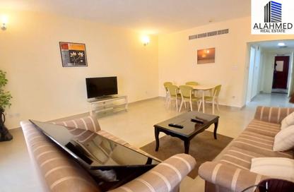 Apartment - 2 Bedrooms - 2 Bathrooms for rent in Al Juffair - Capital Governorate