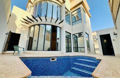 Compound - 3 Bedrooms - 4 Bathrooms for rent in Saar - Northern Governorate