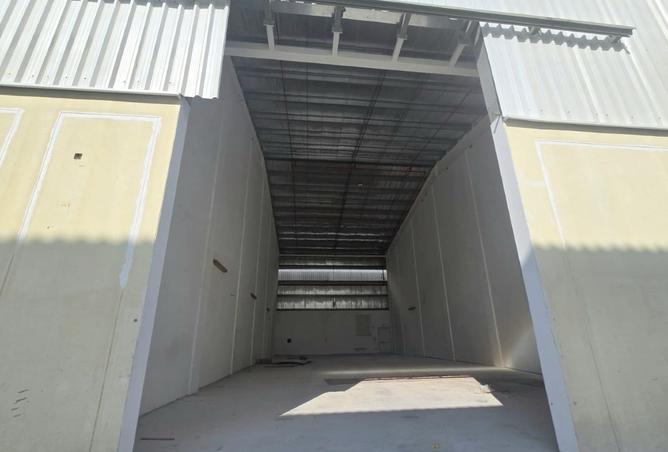 985324 - Property Image 2