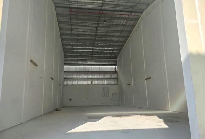 985324 - Property Image 3