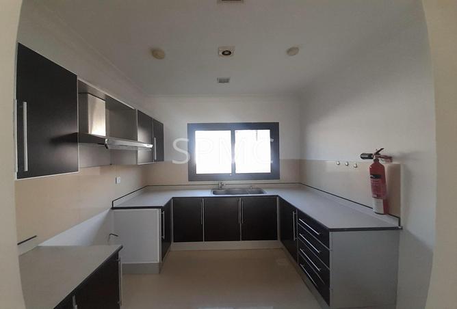 992923 - Property Image 3