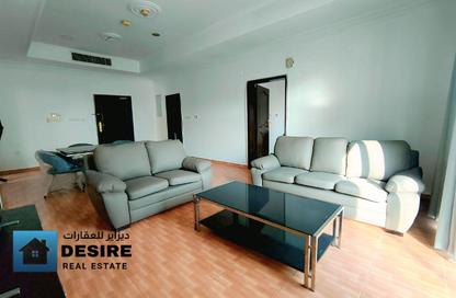 Apartment - 2 Bedrooms - 2 Bathrooms for rent in Al Juffair - Capital Governorate
