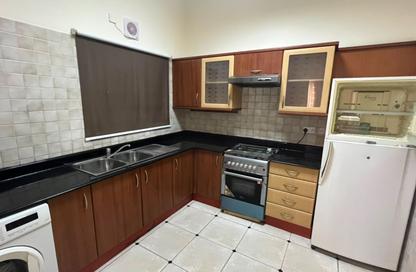 Apartment - 2 Bedrooms - 2 Bathrooms for rent in Um Al Hasam - Manama - Capital Governorate