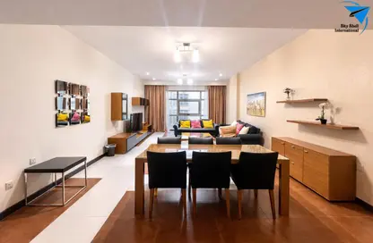 Apartment - 2 Bedrooms - 3 Bathrooms for rent in Al Juffair - Capital Governorate