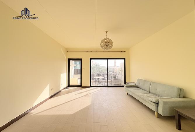 1002356 - Property Image 3