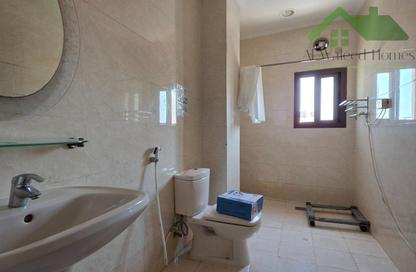 Apartment - 2 Bedrooms - 2 Bathrooms for rent in Hidd - Muharraq Governorate Apartment - 2 Bedrooms - 2 Bathrooms for rent in Hidd - Muharraq Governorate