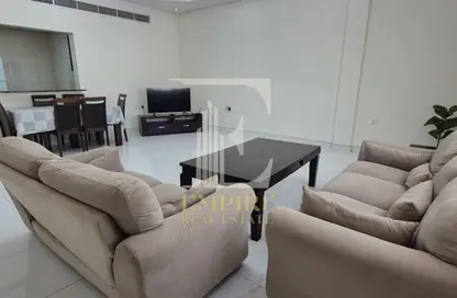 Apartment - 2 Bedrooms - 3 Bathrooms for rent in Sanabis - Manama - Capital Governorate