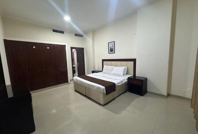 999405 - Property Image 2