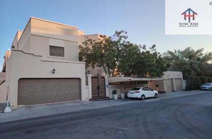Villa - 5 Bedrooms - 7+ Bathrooms for rent in Busaiteen - Muharraq Governorate Villa - 5 Bedrooms - 7+ Bathrooms for rent in Busaiteen - Muharraq Governorate