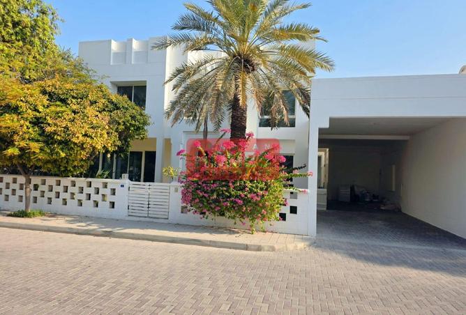 56826361 - Property Main Image
