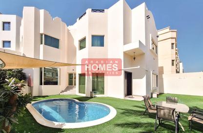Villa - 4 Bedrooms - 5 Bathrooms for rent in Al Juffair - Capital Governorate