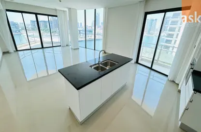 Apartment - 3 Bedrooms - 5 Bathrooms for rent in Reef Island - Capital Governorate