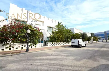 Villa - 3 Bedrooms - 4 Bathrooms for rent in Janabiya - Northern Governorate